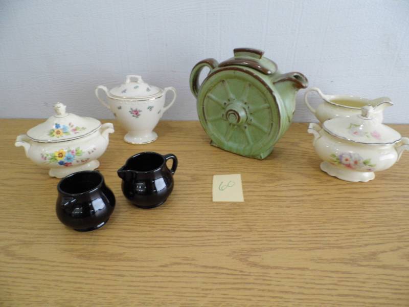 Frankoma Tea Pot - China