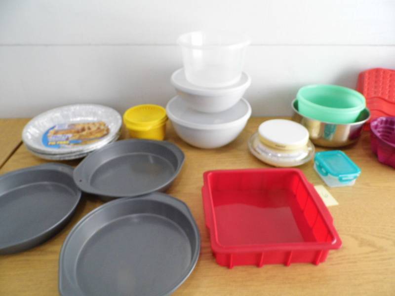 Baking Pans - Storage Containers