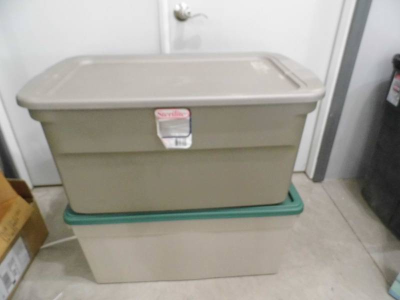 2 Large Totes