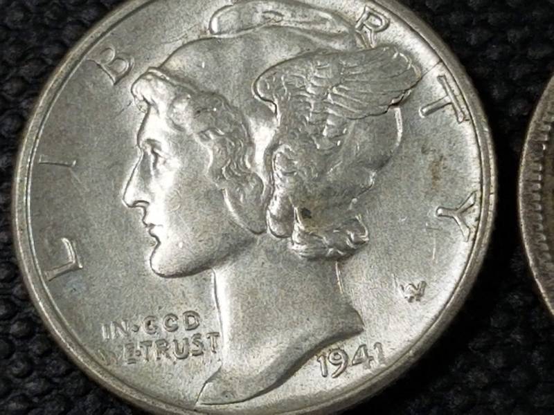 2 SILVER DIMES 1916-S BARBER 1941-D MERCURY (UNC)