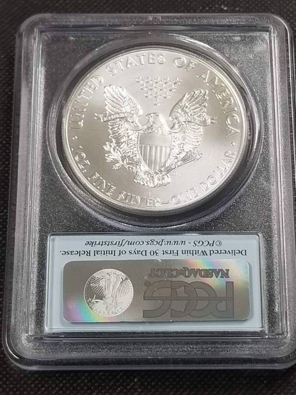 2012 (W) AMERICAN SILVER EAGLE 1 TROY OZ. .999 FINE SILVER MS70 PCGS FIRST STRIKE