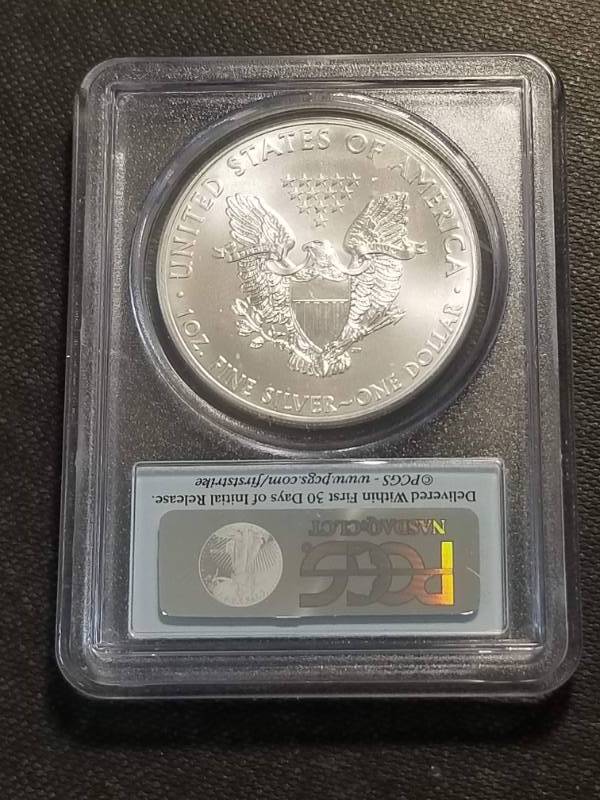 2012(W) AMERICAN SILVER EAGLE 1 TROY OZ. .999 FINE SILVER MS70 PCGS FIRSTSTRIKE