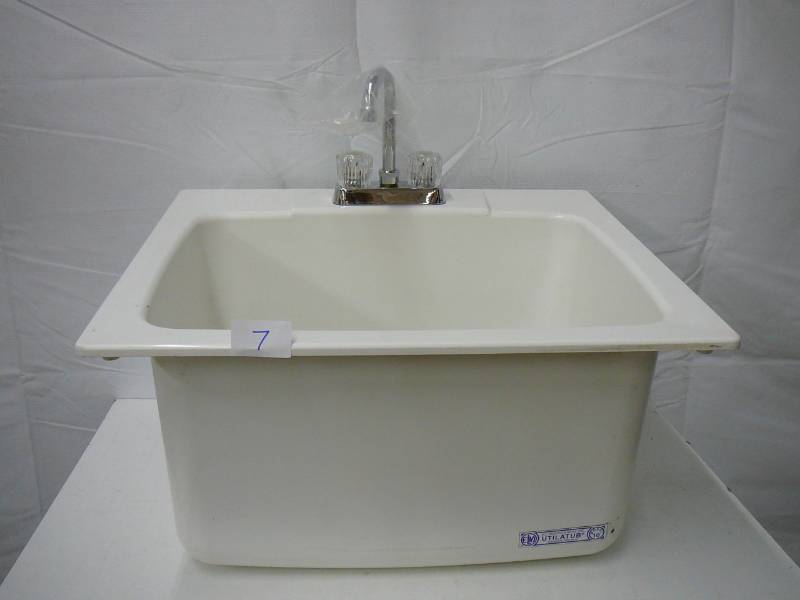 lot 7 image: Laundry Tub With Faucet