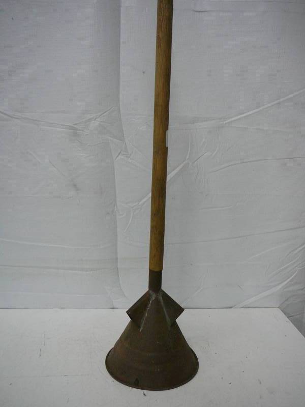 lot 13 image: Vintage Washing Machine Plunger -agitator -clothes Laundry Washer