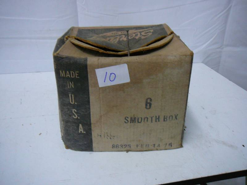 lot 10 image: Smooth #6 Nails