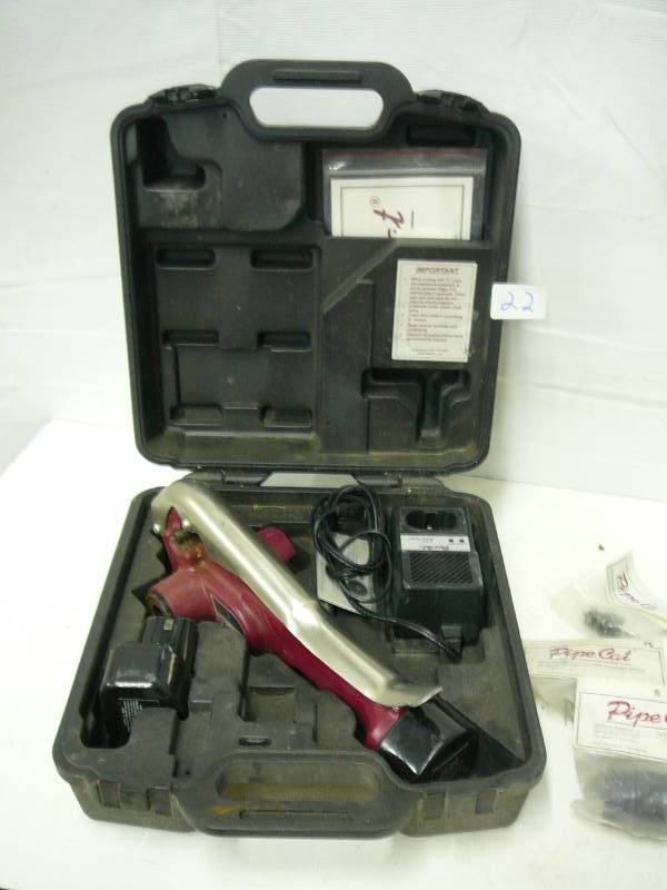 lot 22 image: Pipe CATCopper Cutter Kit