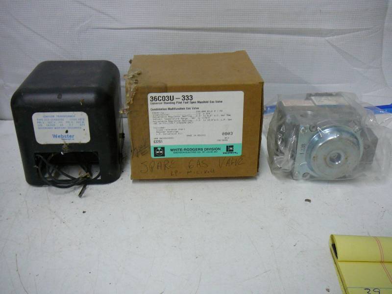 lot 45 image: Lot of Furnace Parts