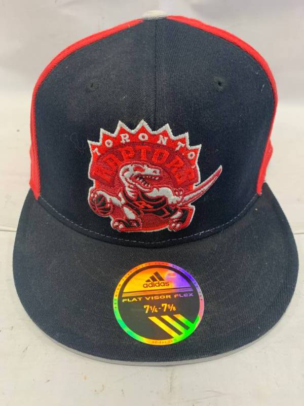 lot 21 image: Brand New World Champion Toronto Raptors Hat