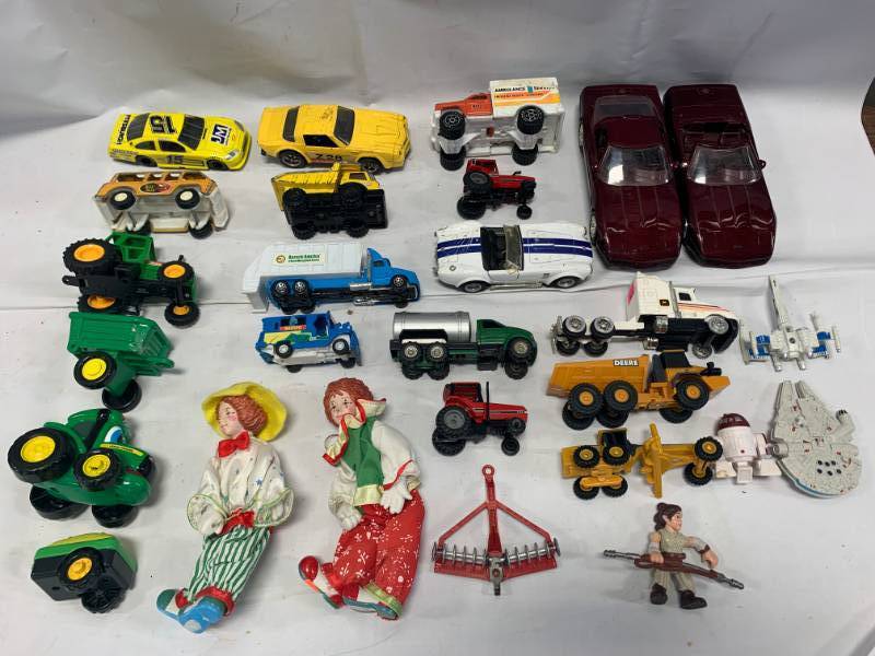 lot 26 image: Large Lot of Toys including Tonka, Star Wars, etc.