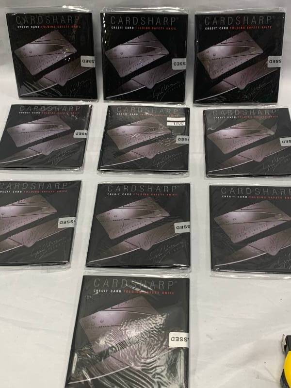 lot 78 image: Lot of 10 Cardsharp Credit Card Knives