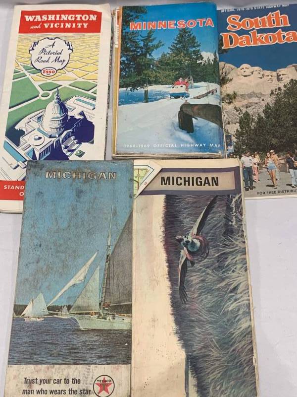 lot 81 image: Vintage 1960s-70s Highway Maps