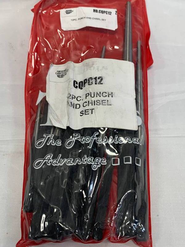lot 92 image: 12 Piece Carquest Punch & Chisel Set New