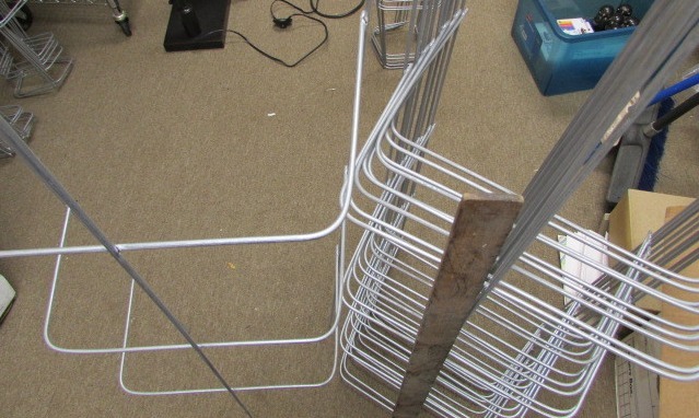 lot 7 image: New TomatoPlant Garden Cages