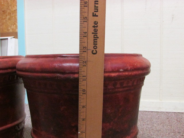 lot 15 image: New Flower Pots
