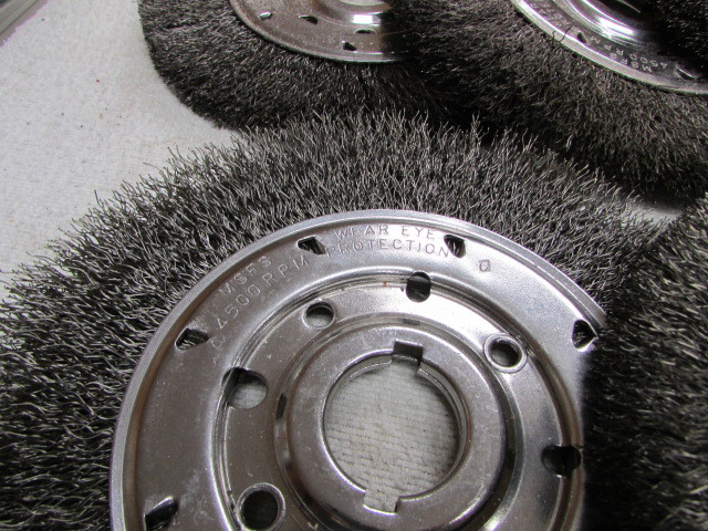 lot 34 image: Grinder Wheels