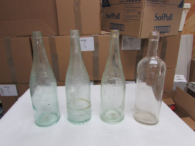 lot 65 image: Vintage Bottles