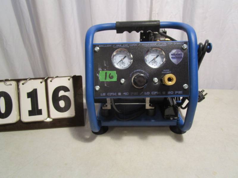 lot 16 image: Eagle Silent Series 1 Gallon Air Compressor