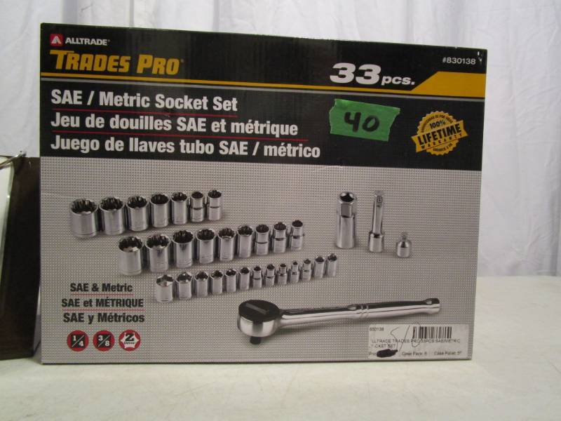 lot 40 image: All Trades Pro 33 pc MetricSAE Socket Set