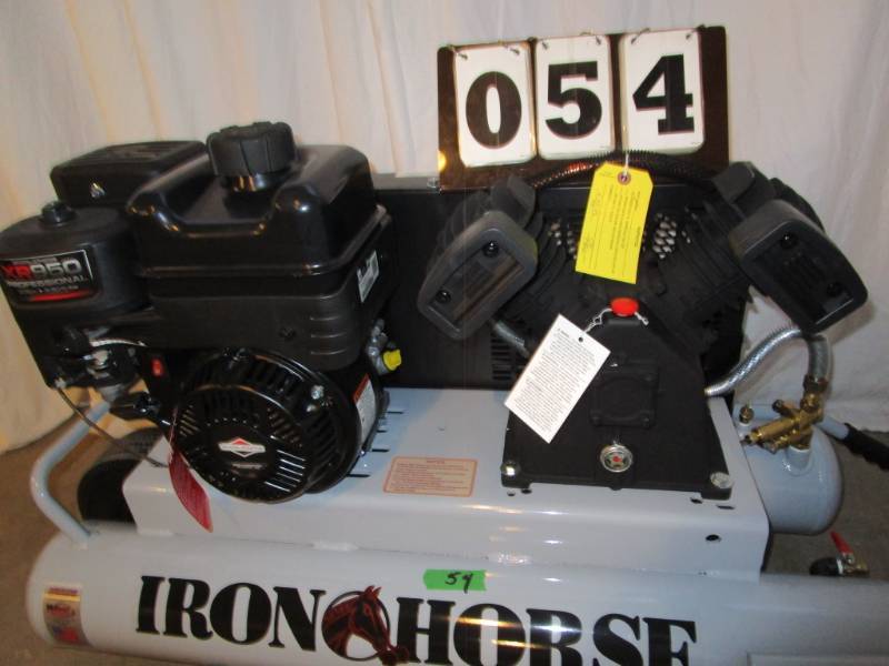 lot 54 image: Iron Horse 10 Gallon Job Site Air Compressor