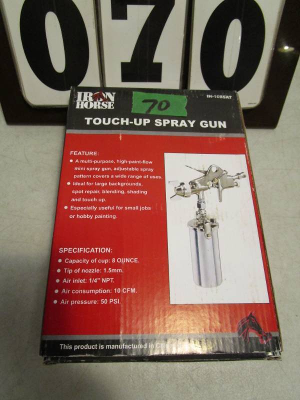 lot 70 image: Iron Horse Touch-Up Spray Gun