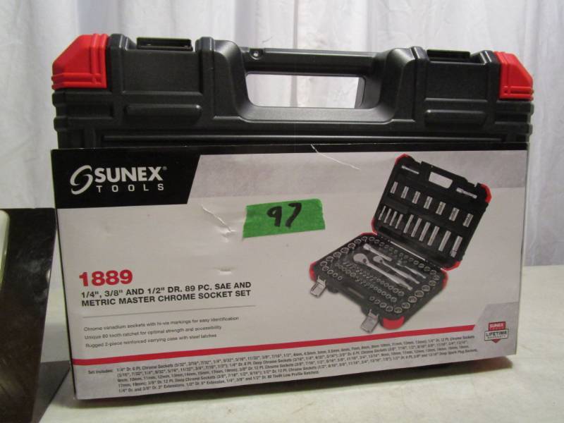lot 97 image: Sunex Tools Master Chrome Socket Set