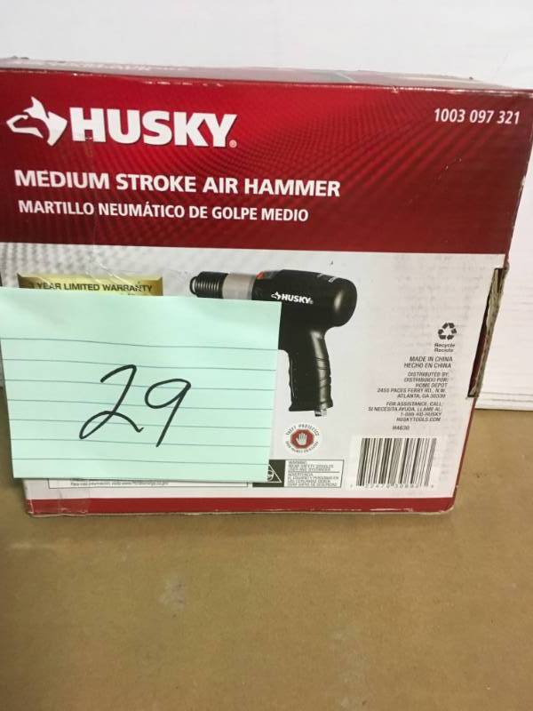 lot 29 image: Husky Medium Stroke Air Hammer  in good condition
