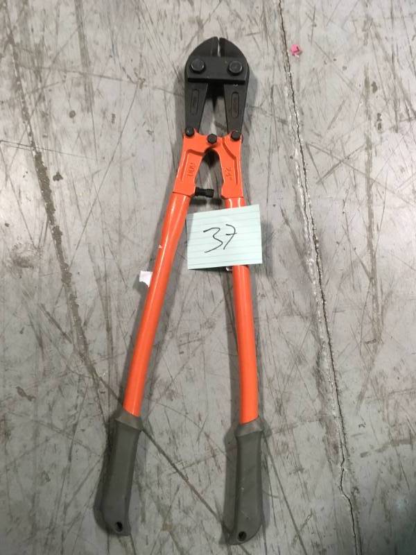 lot 37 image: ANVIL 24 in. Anvil Bolt Cutters  in good condition