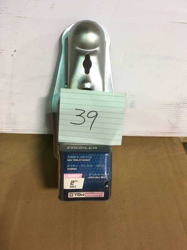 lot 39 image: COUPLER FOR 2 BALL WADJUSTABLE COLLARS (2 12 TO 3)  in good condition