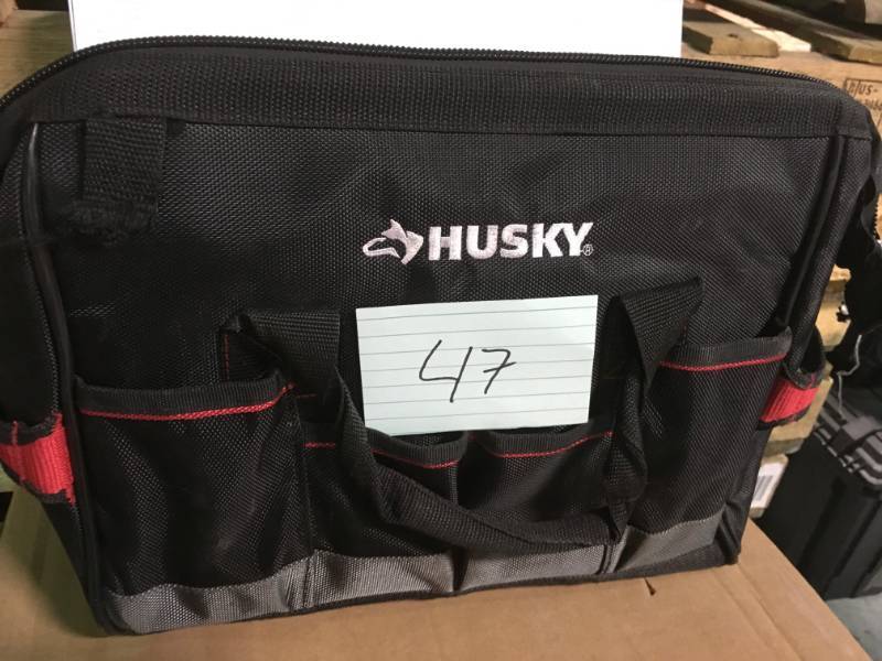 lot 47 image: Husky 14 in. Large Mouth Tool Bag  in good condition
