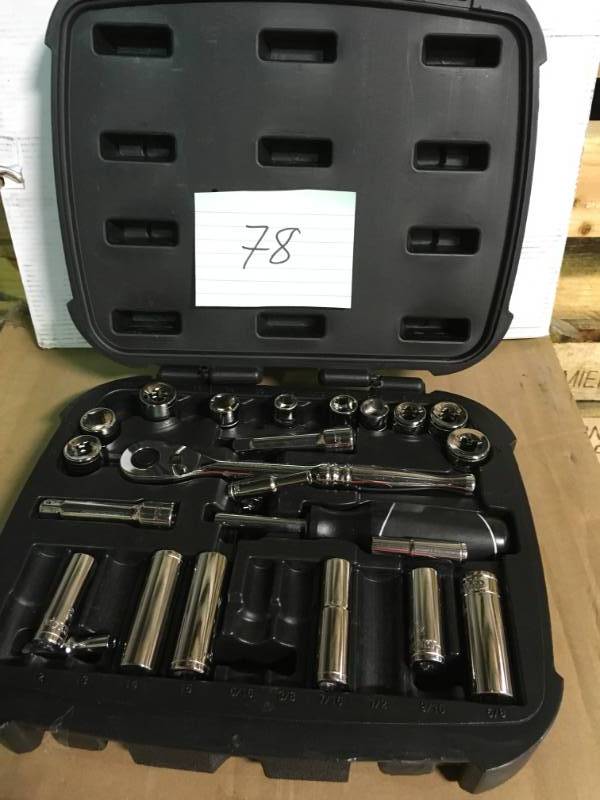 lot 78 image: Husky Mechanics Tool Set (38-Piece)  in good condition