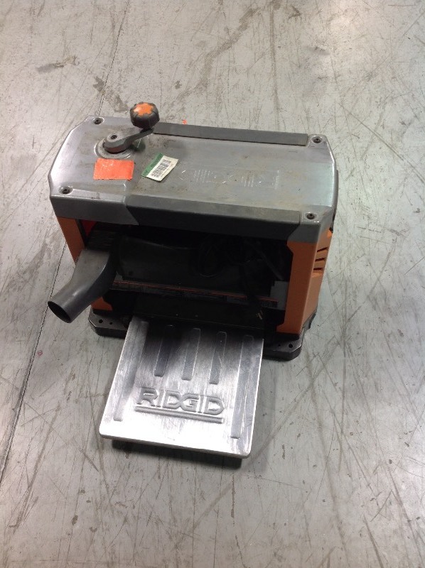 KX REAL DEALS HASTINGS TOOLS , HOUSEWARES and MORE AUCTION KBID