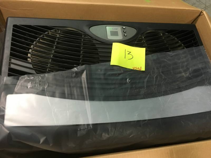 AIRCARE 5 Gal. Evaporative Humidifier for 4,000 sq. ft. in good condition