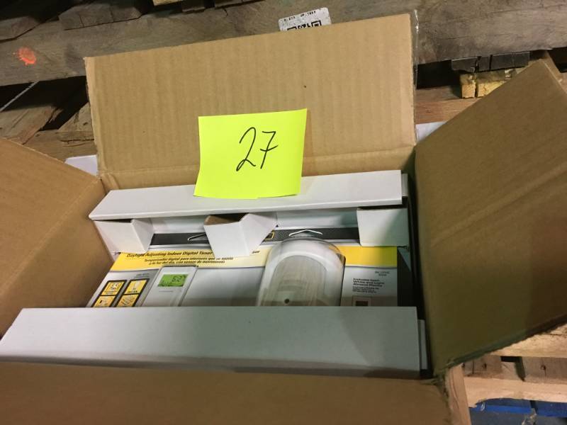 Defiant 8 Amp 7-Day Indoor In-Wall SunSmart Digital Timer Switch with Motion Sensor, White CASE 3 PACK in good condition