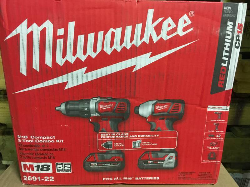 Milwaukee M18 18-Volt Lithium-Ion Cordless Drill DriverImpact Driver Combo Kit (2-Tool) w(2) 1.5Ah Batteries, Charger, Tool Bag in like new condition
