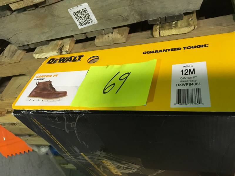 DEWALT Canton Mens Size 12(M) Brown Leather Soft Toe 6 in. Moc-Toe Work Boot not used