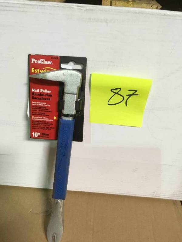 Estwing 10 in. Pro-Claw Nail Puller in good condition