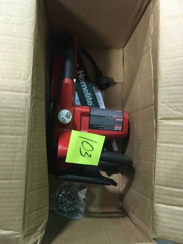 Homelite Reconditioned 14 in. 9 Amp Electric Chainsaw in good condition