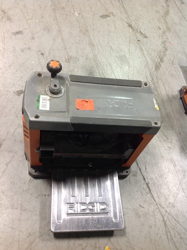 RIDGID 13 in. Thickness Corded Planer in good conditions