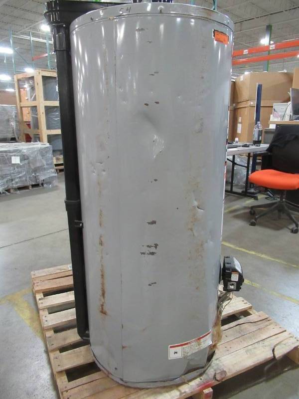 lot 11 image: AO Smith 40 Gallon Direct Vent Water Heater, GDV 40L 290 - Damaged Casing