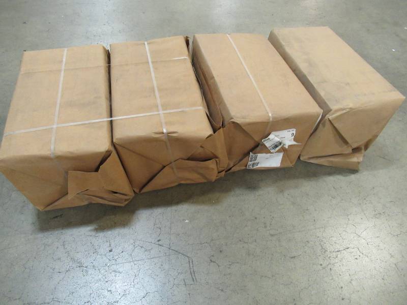 lot 211 image: Partners Brand 4250 PARTNERS BRAND BGH130K HARDWARE BAGS,8 14X5 516X16 18,KRAFT.