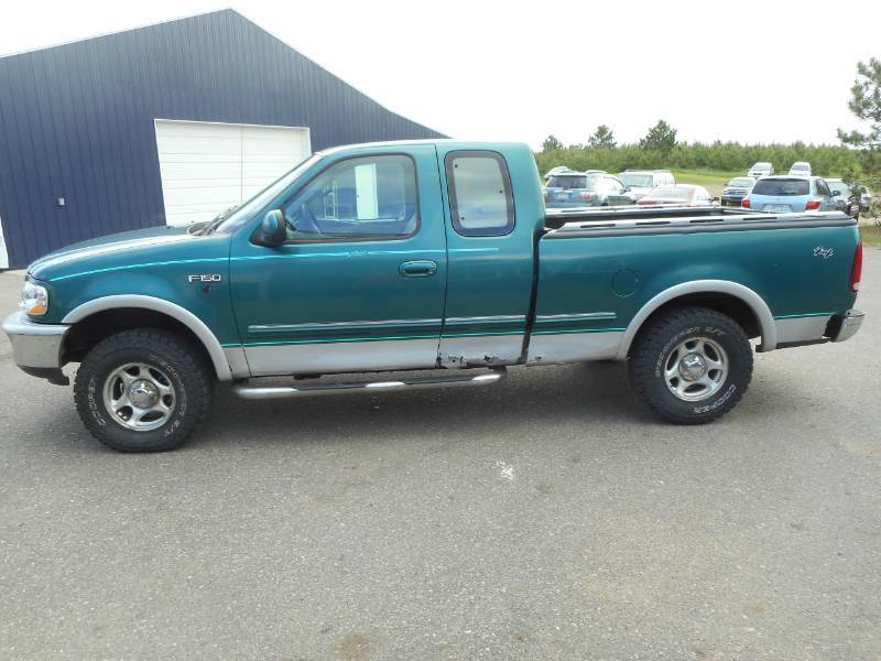 lot 4 image: 1997 Ford F-150 Supercab 4x4