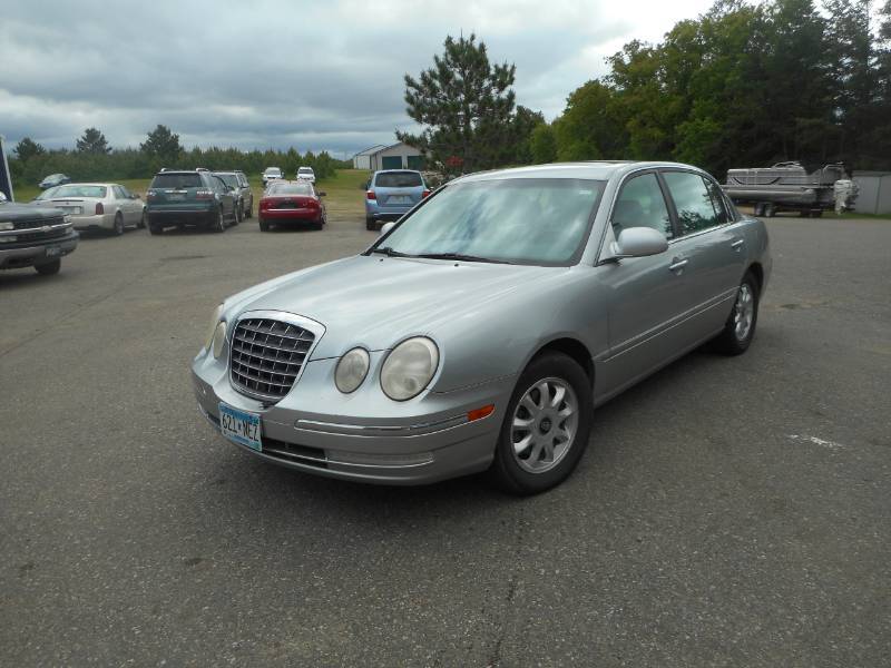 lot 5 image: 2004 Kia Amanti