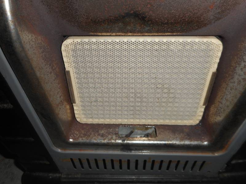 lot 16 image: Mr. Heater