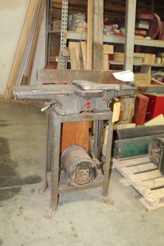 lot 373 image: Delta 6in. Jointer
