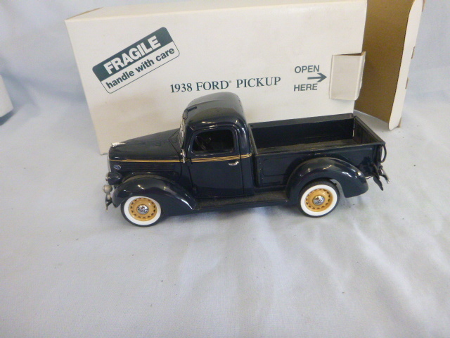lot 11 image: Danbury Mint 1938 Ford Pickup Die Cast Truck