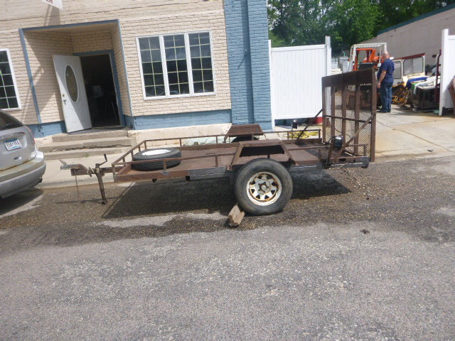 lot 1 image: 1990 Custom Utility Trailer