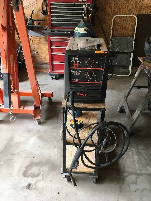 Hobart Handler 140 Wire Welder W Tank