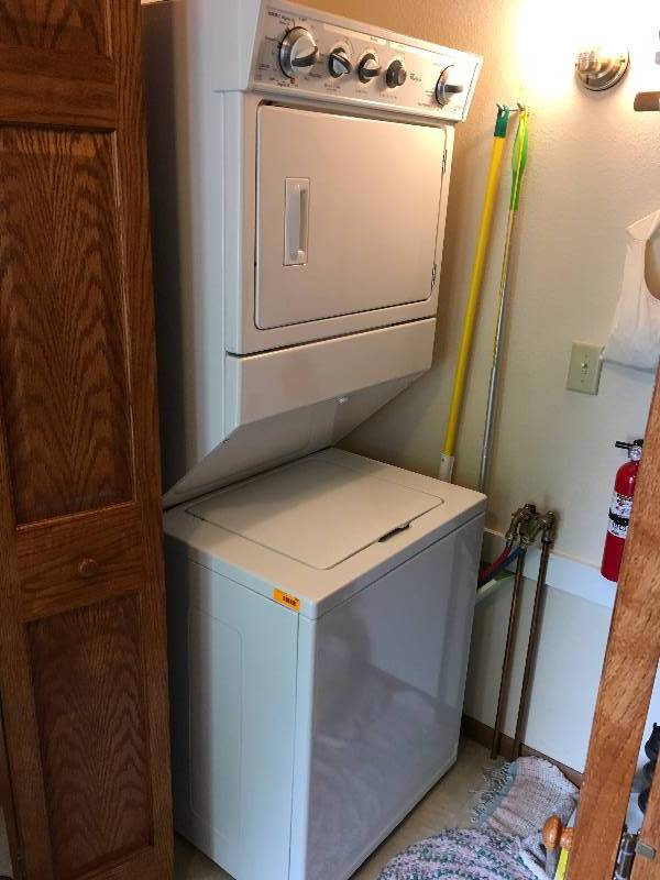 Whirlpool WET3300SQ2 Stackable WasherDryer