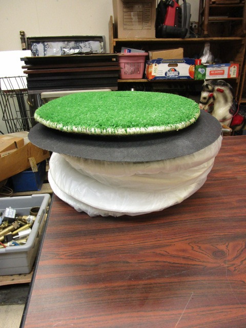 lot 322 image: NEW 13 BUFFER PADS