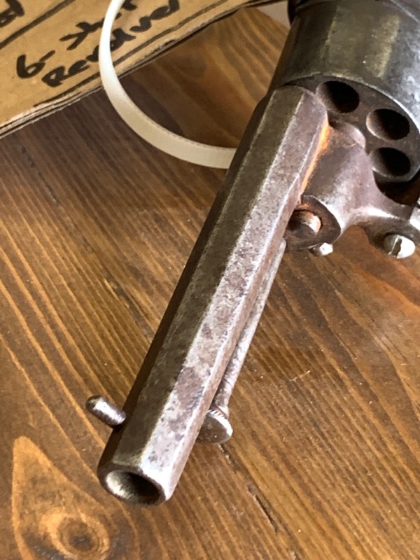 lot 16 image: Unknown 6-Shot Revolver Pistol